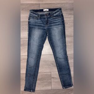 BKE Denim Jeans Size 26 Payton Mid Rise Skinny Universal Fit Medium Wash EUC